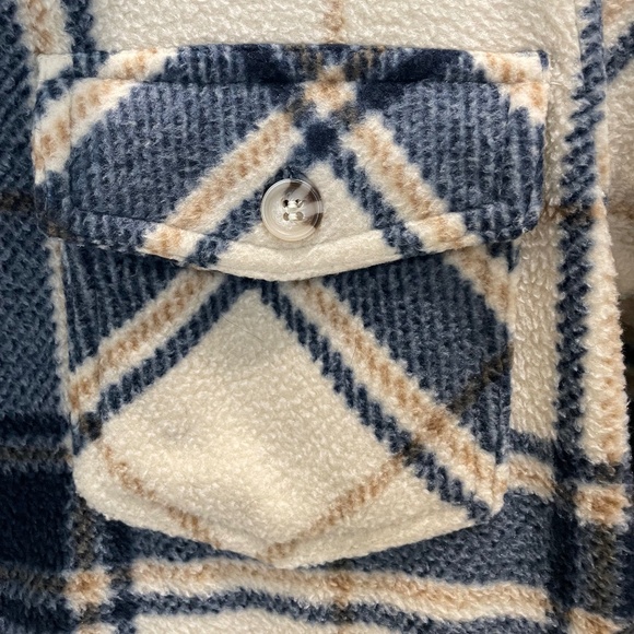 NWT Thread & Supply Blue / Tan Plaid Fleece Shacket (Size S) - Picture 7 of 8